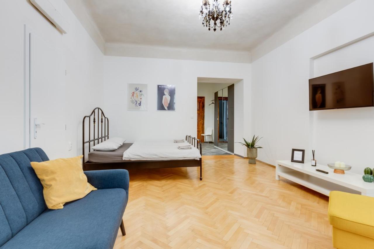 Lovely Apartments Heart Of Praag Buitenkant foto